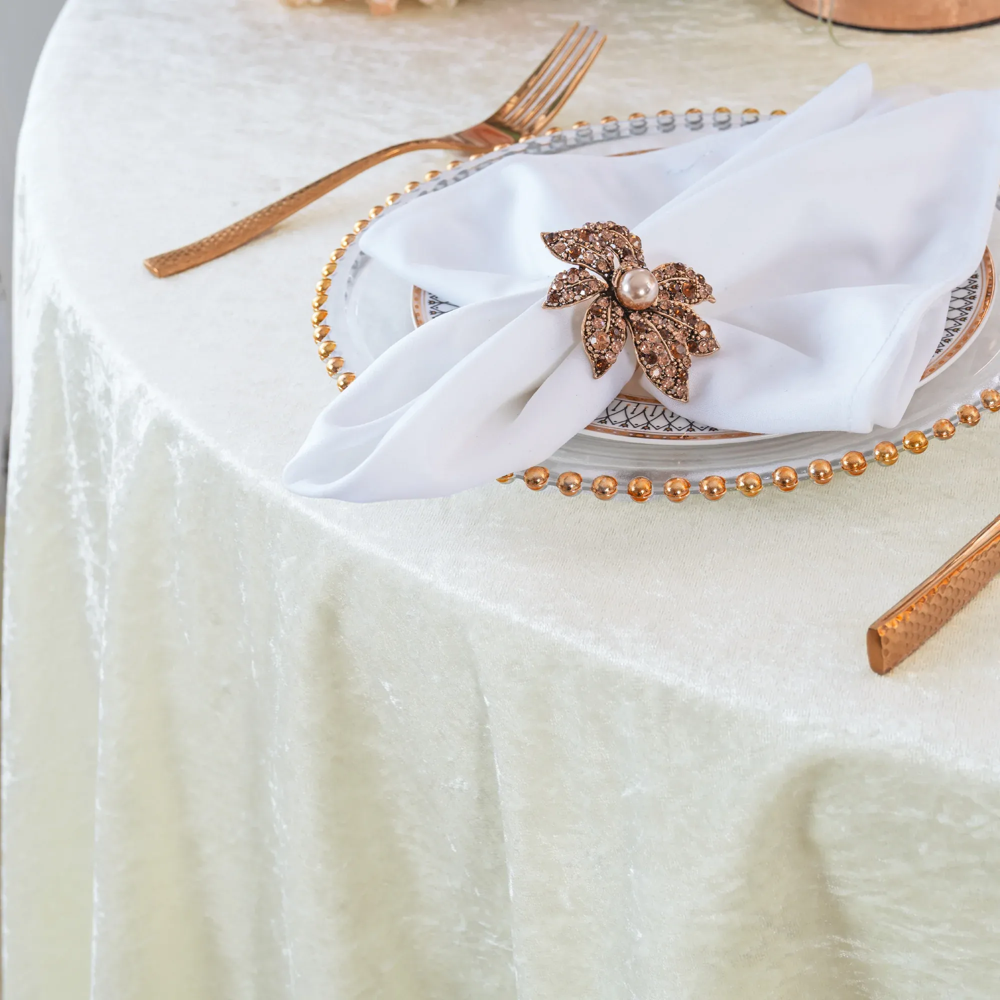 85″x85″ Seamless Square Ice Crushed Velvet (200 GSM) Tablecloth/Table Overlay – Ivory (1pc)