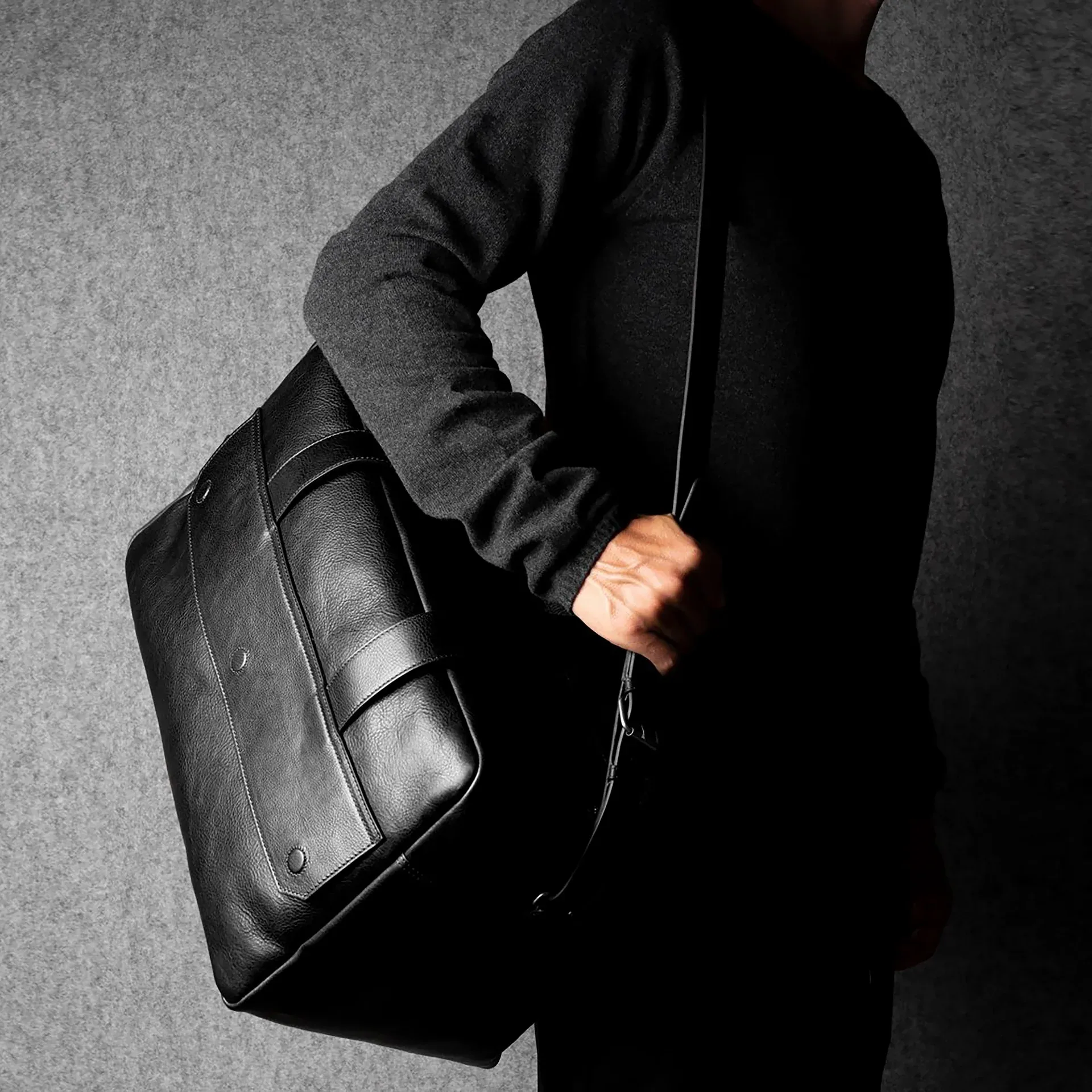 Hard Graft Overhead Bag - Image 5