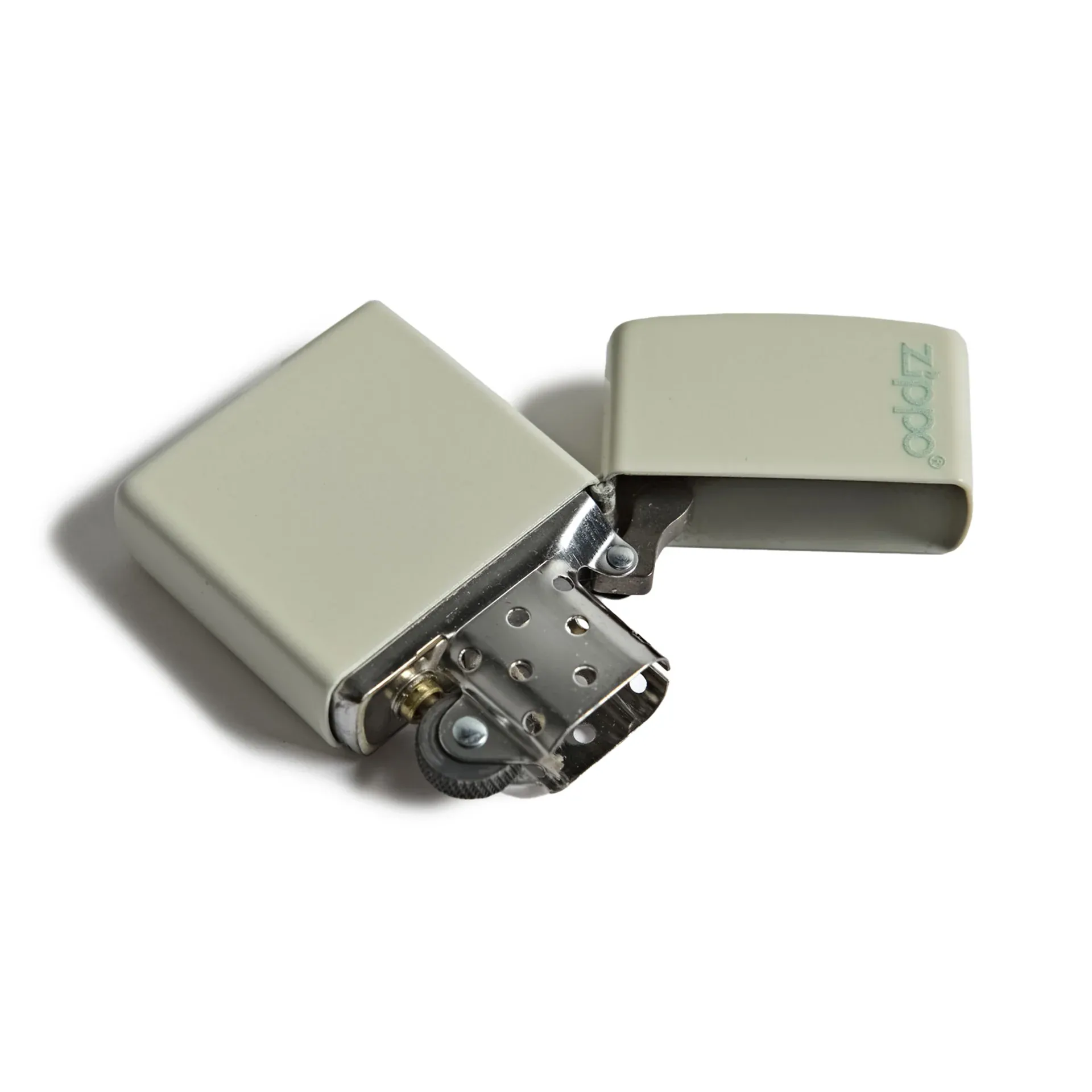 Zippo Glow in the Dark Lighter - Image 3
